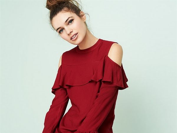 cold shoulder ruffle top